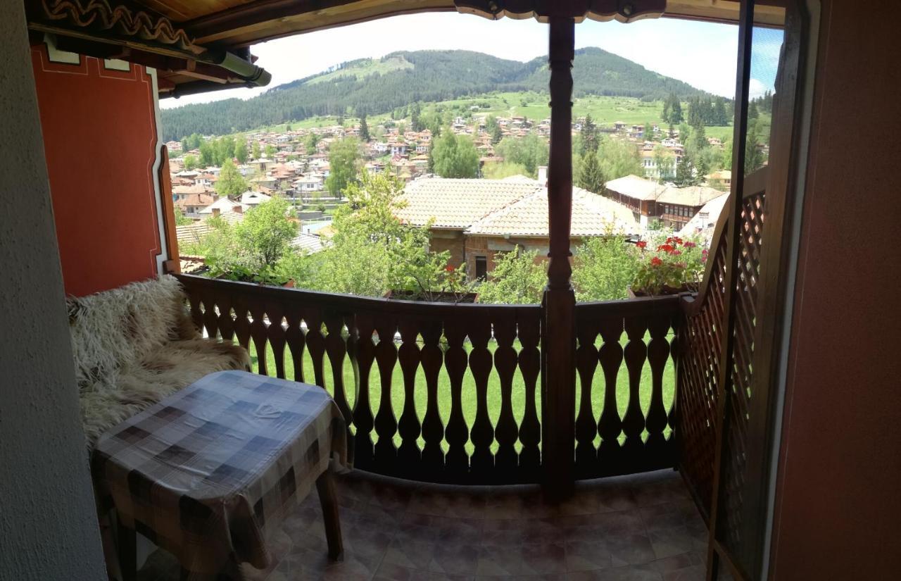 Радкината Къща Hotell Koprivsjtitsa Exteriör bild