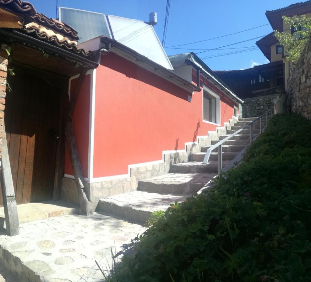 Радкината Къща Hotell Koprivsjtitsa Exteriör bild